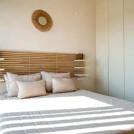 Vilă Avalon Gardens 21 *