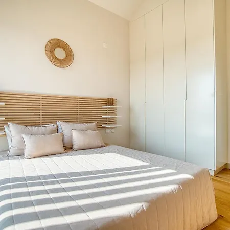 Avalon Gardens 21 Vilă